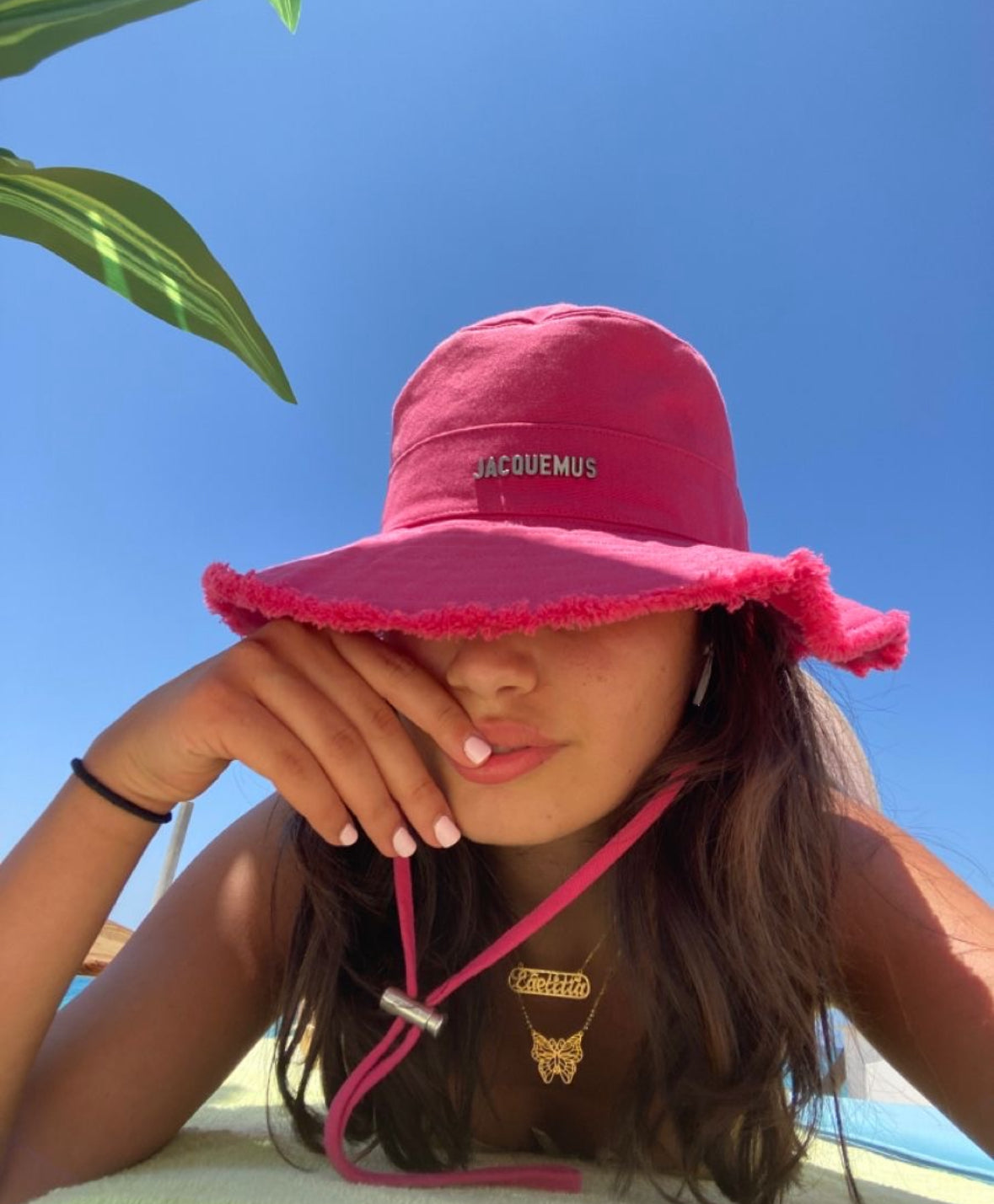 Bucket hat with logo