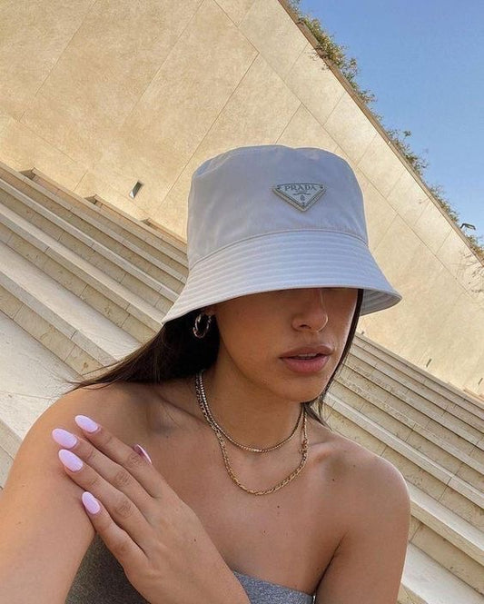 P. Bucket hat